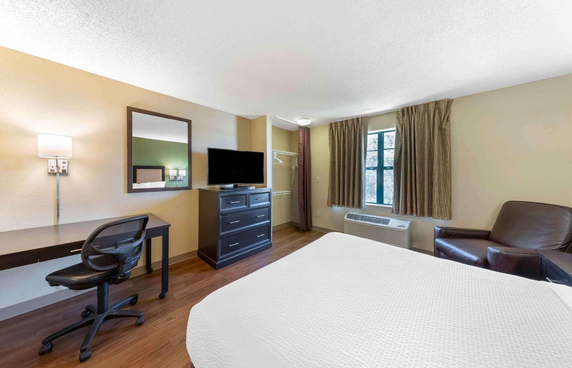 Extended Stay America Select Suites - Indianapolis - North - Carmel Exteriör bild